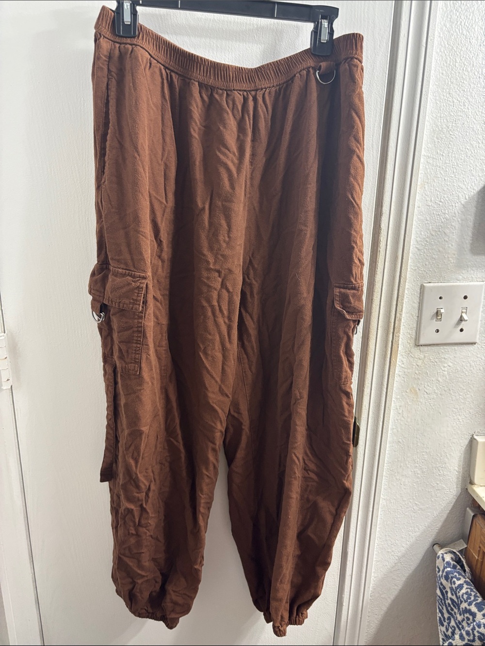 Relaxed Cargo Harem Pants - Brown
